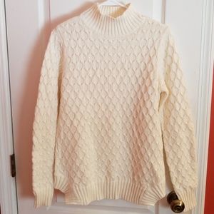 Old navy sweater